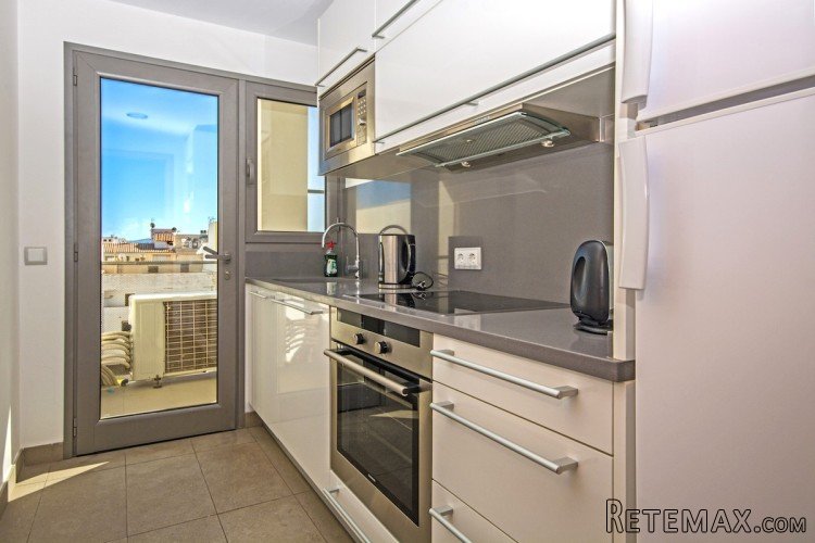 Excellent and lovely third floor town centre apartment with.. - 3