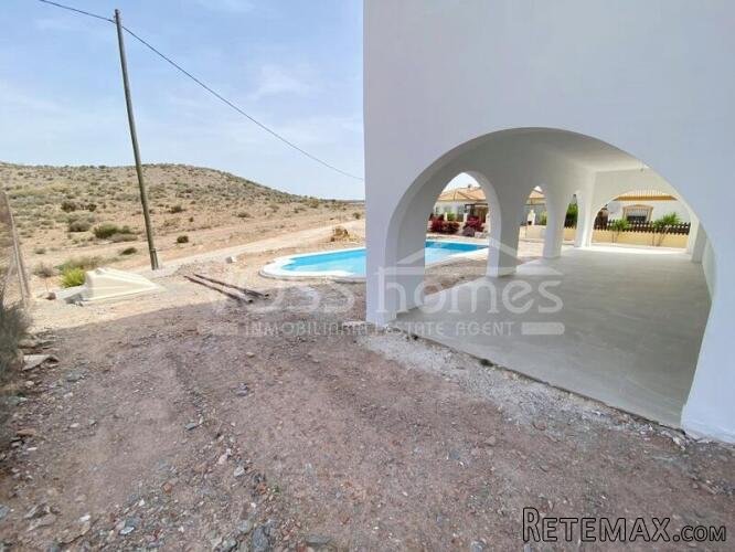NEW & EXCLUSIVE TO VOSS HOMES - A stunning, luxury built.. - 6