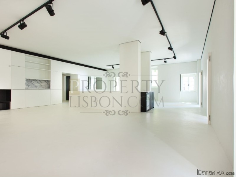 T4 Lisbon Apartment with Tagus river.. - 2