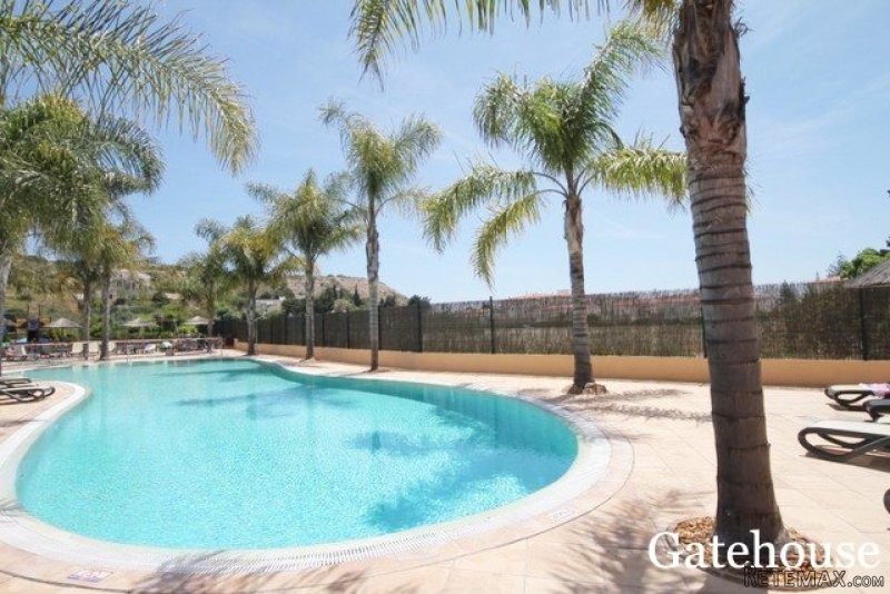 Praia da Luz 3 Bed Duplex Apartment In.. - 2