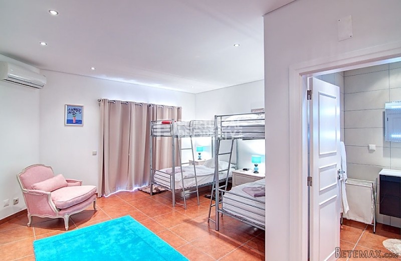 Modern 3 Bedroom Apartment Vale do Lobo..