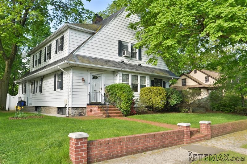 4 bedroom House For Sale: 24 Hamilton.. - 2