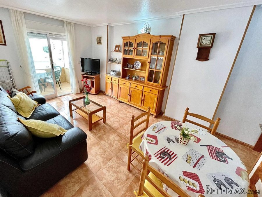 Bonito apartamento en Torrevieja. Zona de Aguas Nuevas... - 2