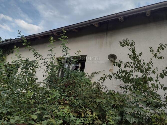 Topusko, Staro Selo - puno građevinskog zemljišta - 2