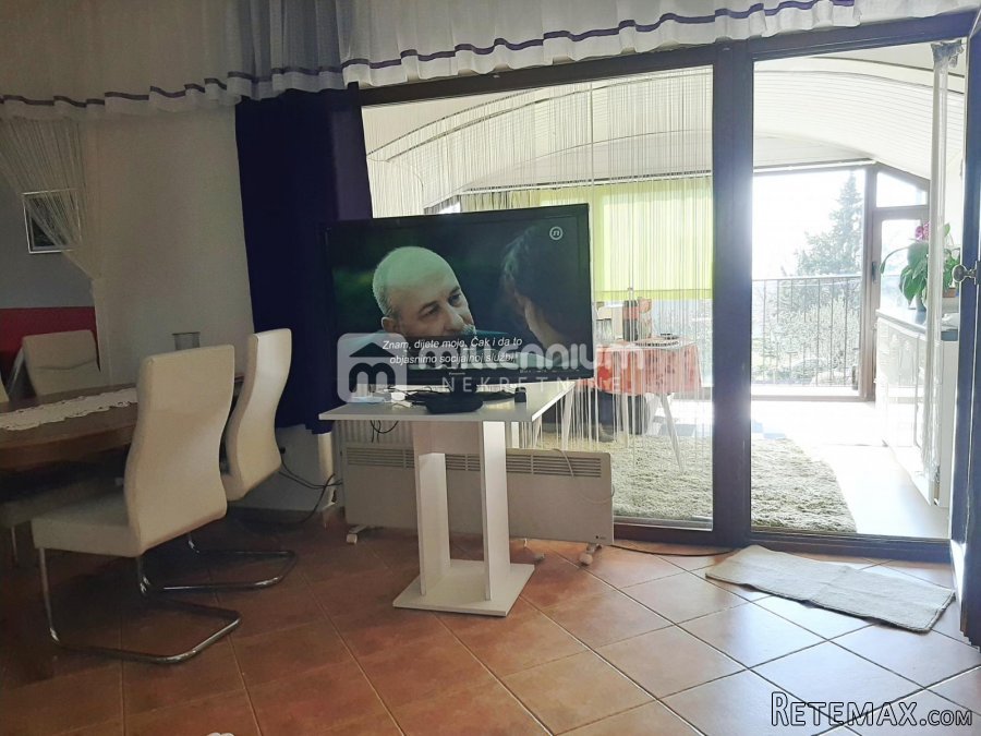 Viškovo, etaža, komforan 3s+db, balkon - 2