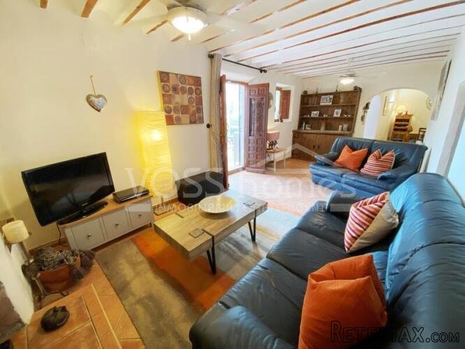 NEW & EXCLUSIVE TO VOSS HOMES - A large, tastefully.. - 14