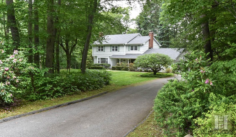 4 bedroom House For Sale: 60 EVERGREEN..