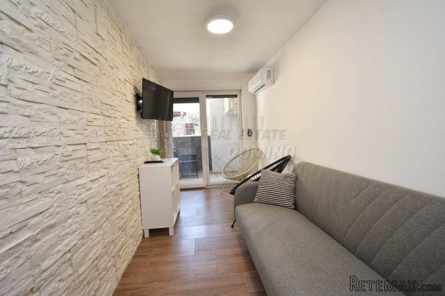 Apartman u prizemlju zgrade-adaptirano!! - 5