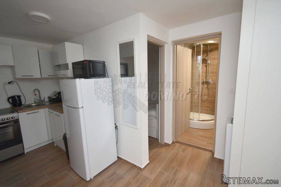 Apartman u prizemlju zgrade-adaptirano!! - 7