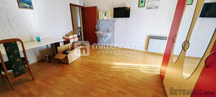 Crikvenica, 435m2, samostojeća kuća s 11 stambenih jedinica - 7