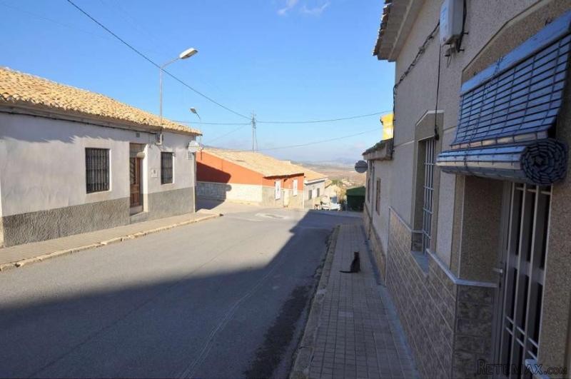 Amazing Value Liveable village home.. - 2