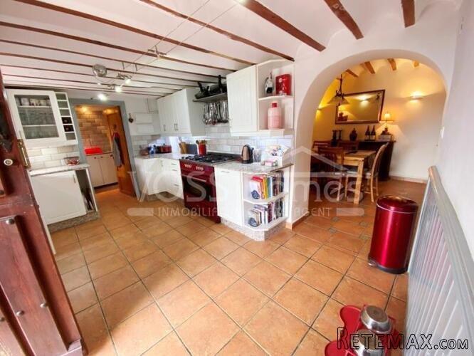 NEW & EXCLUSIVE TO VOSS HOMES - A large, tastefully.. - 19