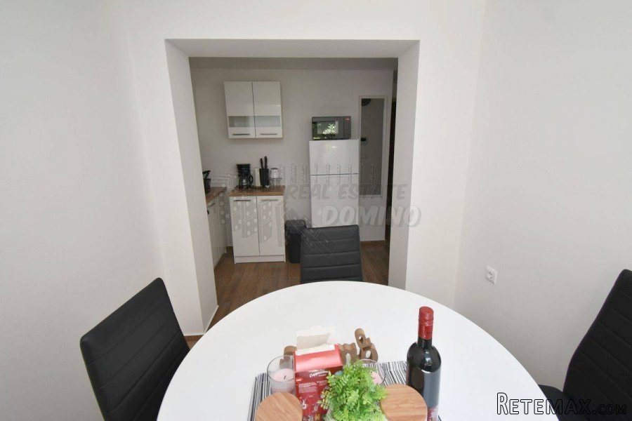 Apartman u prizemlju zgrade-adaptirano!! - 10