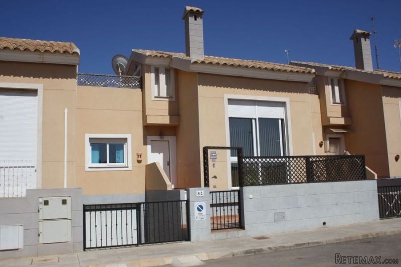 Townhouse for sale in Los Belones