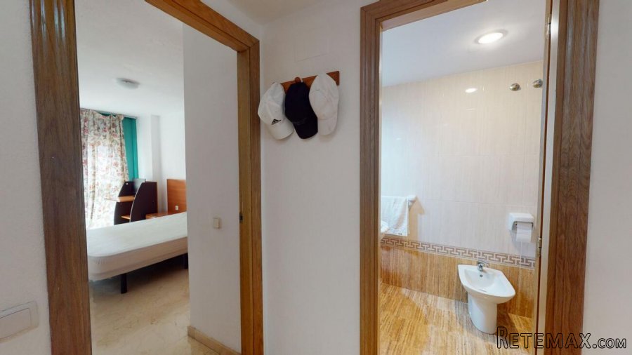 Estupendo apartamento en la segunda planta situado a muy.. - 4