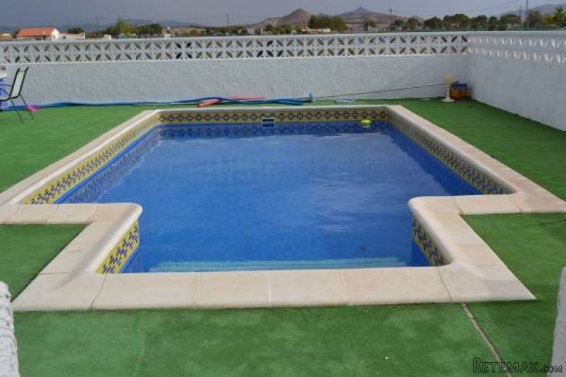 3 Bedroom 1 Bathroom Villa In Alicante.. - 2