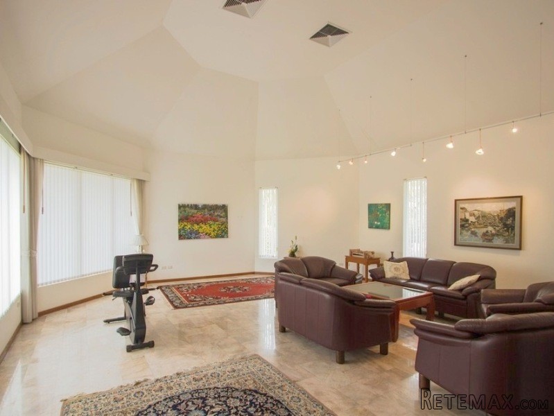 Spacious historic villa in one of the.. - 2