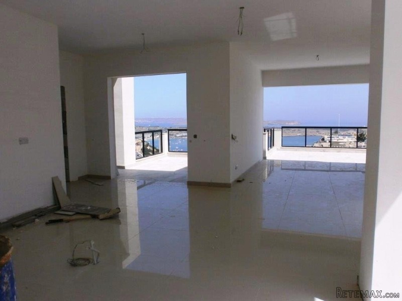Flat Penthouse, Luxurious Finish