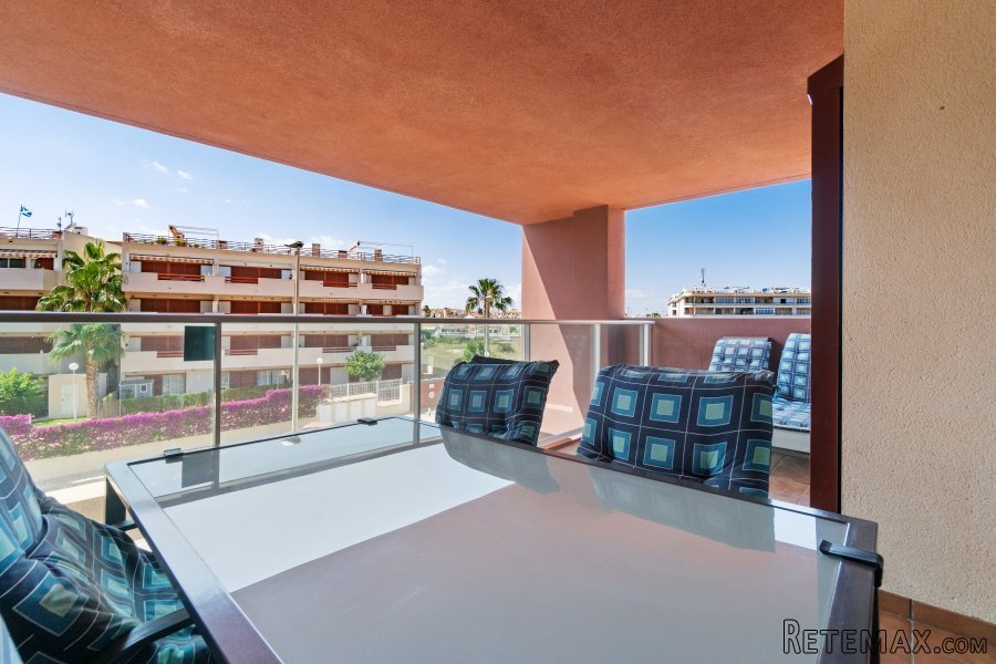Alameda del Mar is a sought after residential area. It is.. - 2
