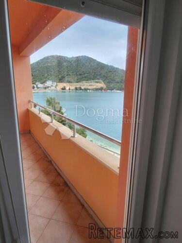 APARTMAN PRVI RED DO MORA, MARINA - 2