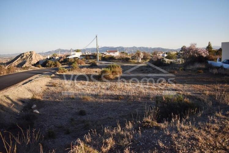 EXCLUSIVE TO VOSS HOMES. An urban building plot (non.. - 2