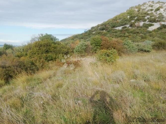 VRANSKO JEZERO - POLJOPRIVREDNO ZEMLJIŠTE 3330m2 - 2