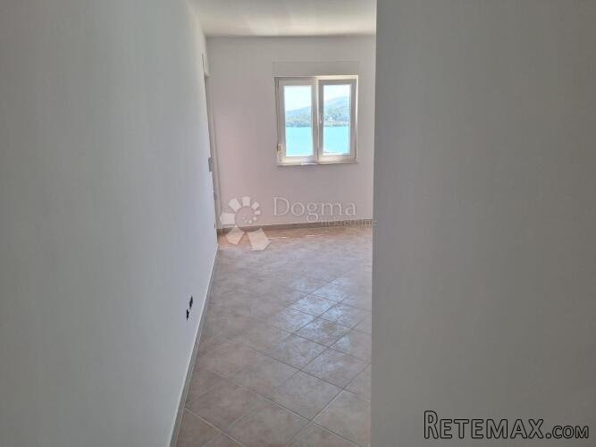 APARTMAN PRVI RED DO MORA, MARINA - 3