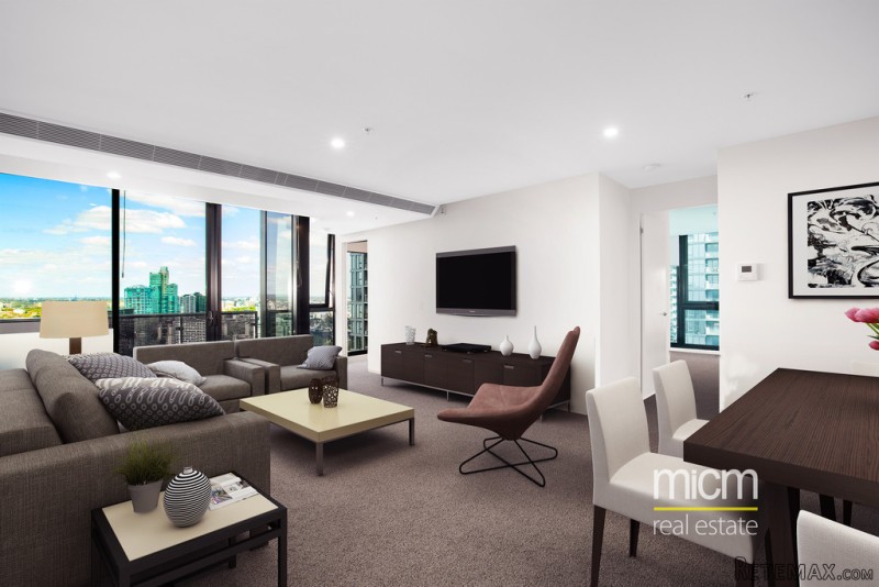 Irresistible Corner Living in Southbank..