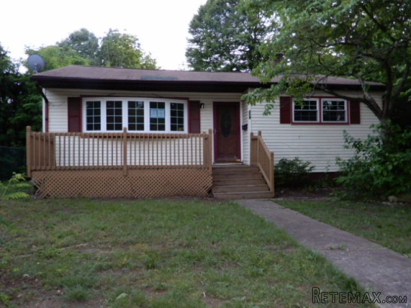 214 Pine St Bordentown, NJ, 08505..