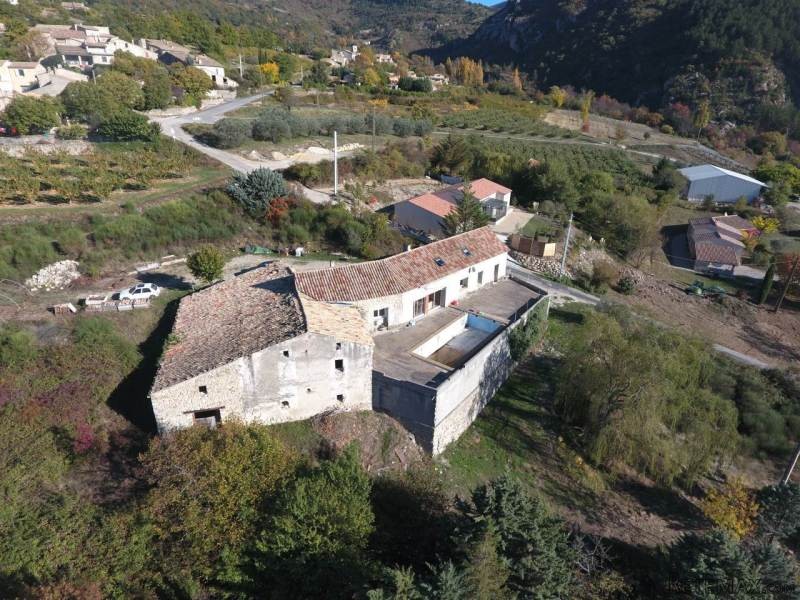 Stone House Part Renovated With Barn..