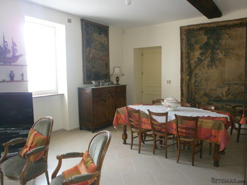 Magnificent 16th Century Property - 2