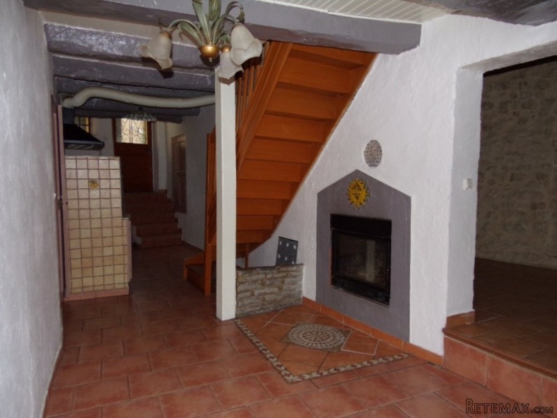 Nicely Renovated Village House - 2
