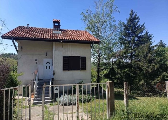 Prodaje se kuca u Grockoj-vikend naselje Brestovik