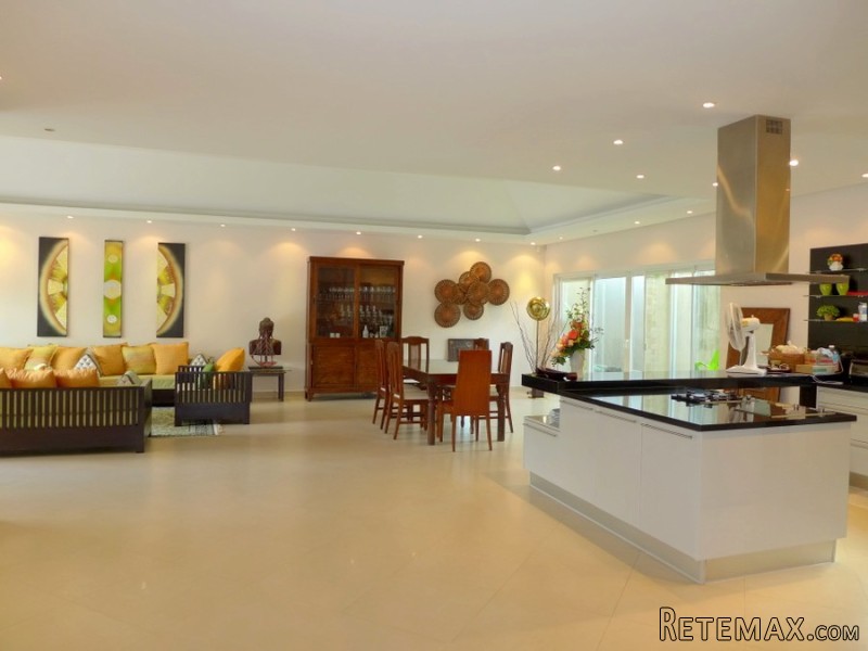 Sedona Villas - Lavish 4 plus bedroom..