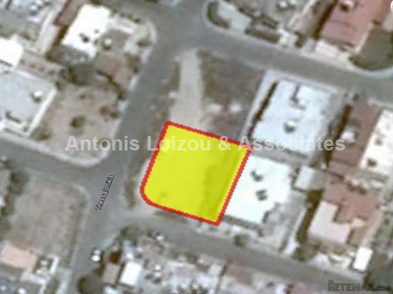 525 m2 plot in Paphos