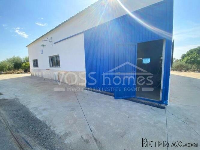 NEW LISTING TO VOSS HOMES - A full of potencial 2 bed, 1.. - 3