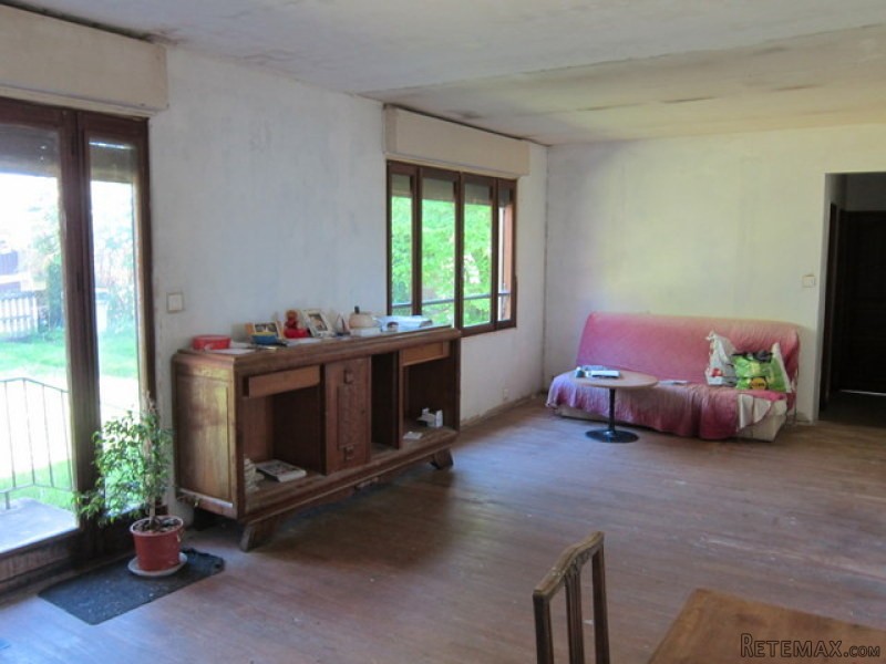 Ideal Equestrian Property with Land - 2