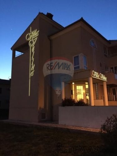 FAŽANA: MINI HOTEL SA 12 SOBA, 150 METARA OD PLAŽE - 2