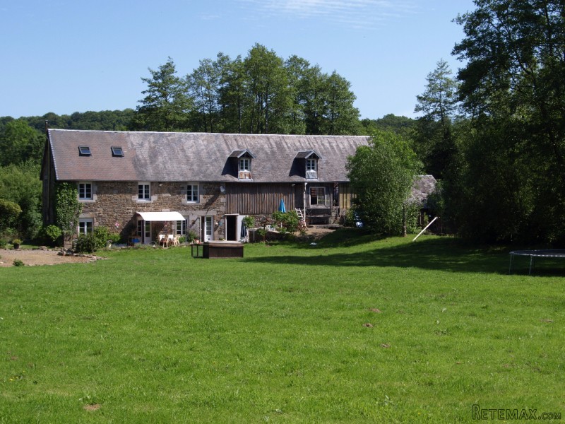 Restored Former Mill With Outbuildings.. - 2