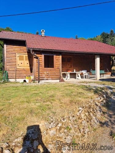 DVIJE USELJIVE KUĆE U GORNJIM PAZARIŠTIMA - GOSPIĆ OKOLICA - 3