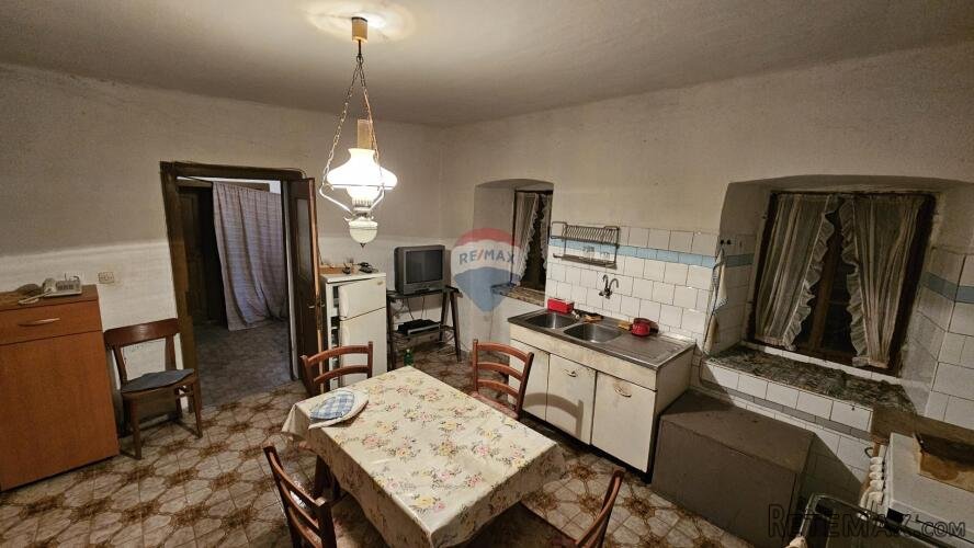 Istra, Buzet, autohtona rezidencija u srcu Istre - 360 m2 - 3