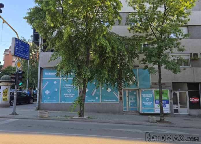 Izdajem lokal u strogom centru Smedereva