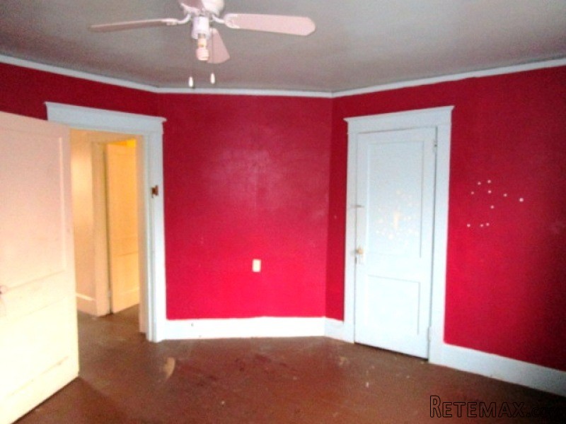 17 Bolles Ave New London, CT, 06320 New.. - 2