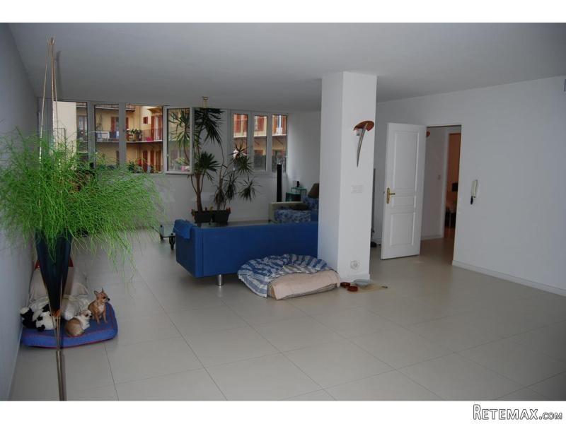 Spacious Modern Loft At Nice Port