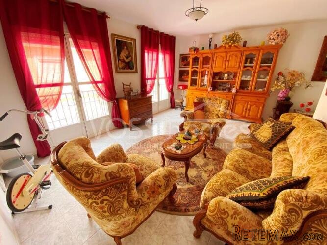 GREAT LOCATION IN HUERCAL-OVERA TOWN - First floor.. - 3