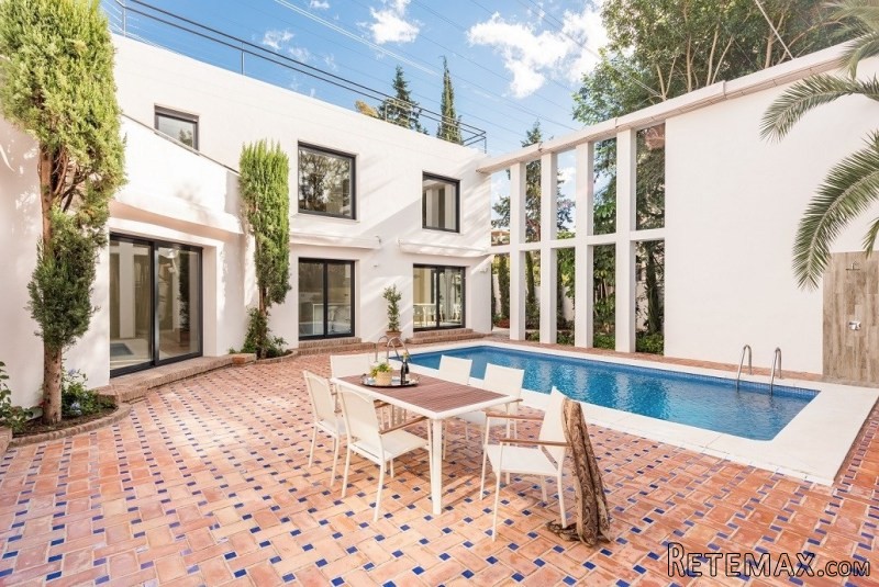 Nueva Andalucia - Puerto Banus, , 4..
