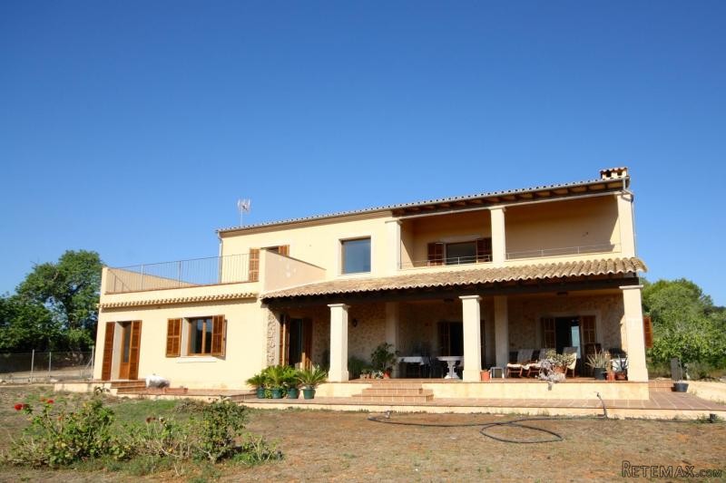 Finca in a peaceful country environment