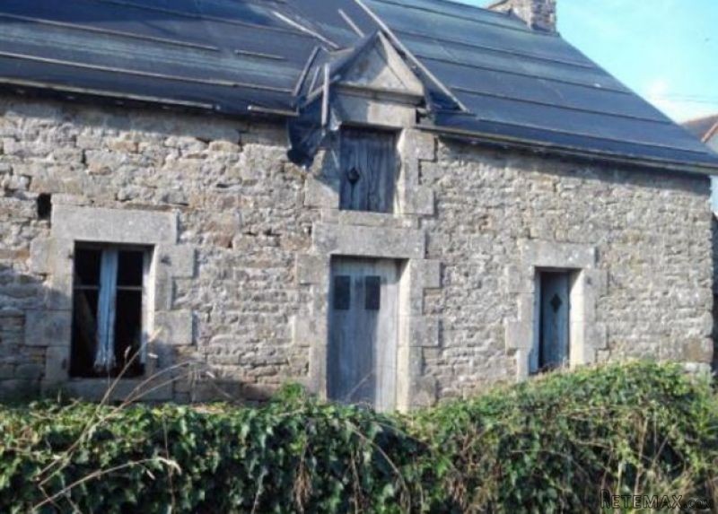 House with Great Outbuilding to Develop