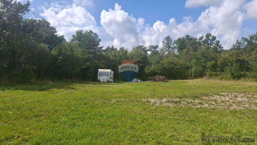 Istra, Ročko polje građevinski teren 1700m2