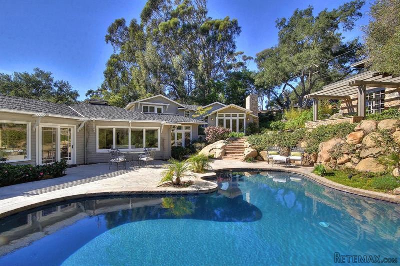 5 bedroom House For Sale: 720 Ladera Ln